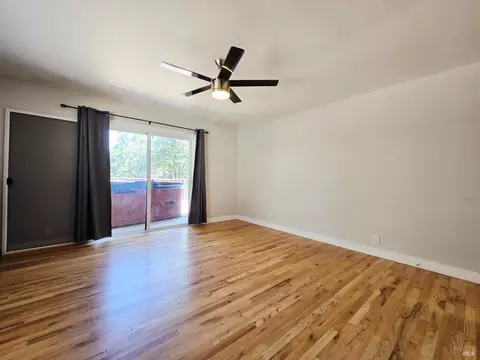 Living - 27160 Tuck Pl, Willits, CA 95490 photo 8 of 9