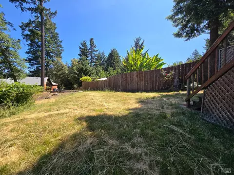 Exterior - 27160 Tuck Pl, Willits, CA 95490 photo 3 of 11