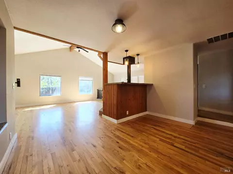 Living - 27160 Tuck Pl, Willits, CA 95490 photo 6 of 9