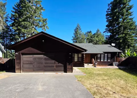 Exterior - 27160 Tuck Pl, Willits, CA 95490 photo 2 of 11