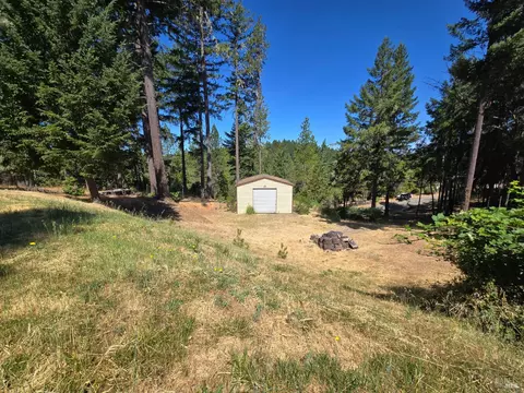 Exterior - 27160 Tuck Pl, Willits, CA 95490 photo 9 of 11