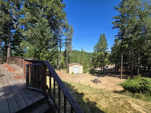Exterior - 27160 Tuck Pl, Willits, CA 95490 photo 8 of 11