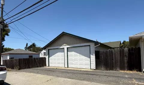 317 Indiana St, Vallejo, CA 94590 photo 3