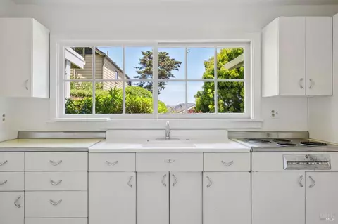 Kitchen - 810 Spring St, Sausalito, CA 94965 photo 2 of 4