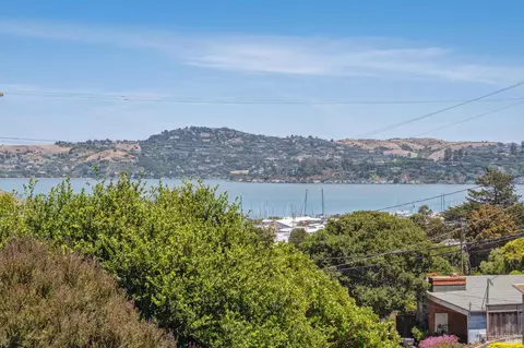 View/Area - 810 Spring St, Sausalito, CA 94965 photo 2 of 2