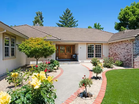 18 Kellebrew Ct, Napa, CA 94558