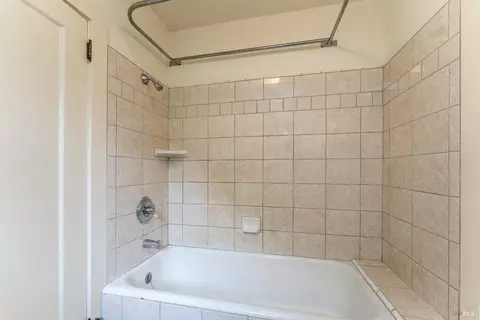 258 State St, Willits, CA 95490 photo 9