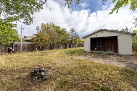 258 State St, Willits, CA 95490 photo 23