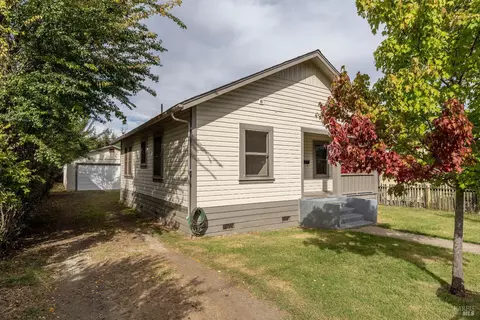 258 State St, Willits, CA 95490 photo 18