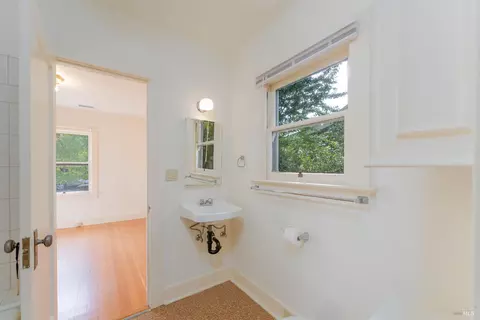 258 State St, Willits, CA 95490 photo 7
