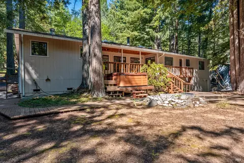 Exterior - 1101 Perch Ln, Willits, CA 95490 photo 6 of 9