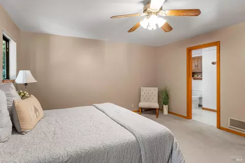 Bedroom - 1101 Perch Ln, Willits, CA 95490 photo 5 of 6