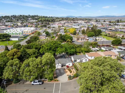 View/Area - 2401 Alameda St, Vallejo, CA 94590 photo 1 of 2