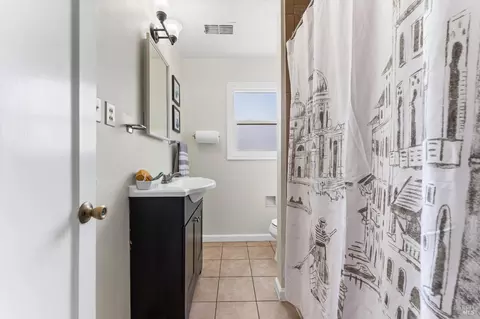 Bath - 2401 Alameda St, Vallejo, CA 94590 photo 3 of 5