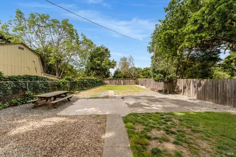 Exterior - 2401 Alameda St, Vallejo, CA 94590 photo 13 of 18