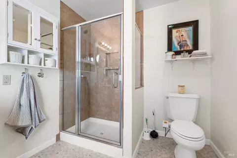 Bath - 2401 Alameda St, Vallejo, CA 94590 photo 2 of 5