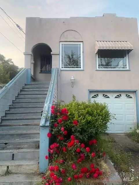 6608 Brann St, Oakland, CA 94605