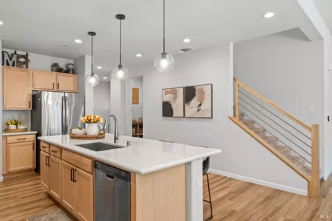 Kitchen - 1409 Spur Ln, Fairfield, CA 94533 photo 5 of 7