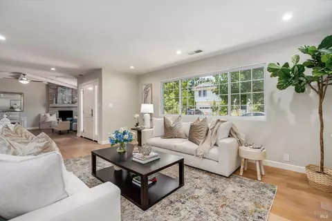 1705 Adele St, Calistoga, CA 94515