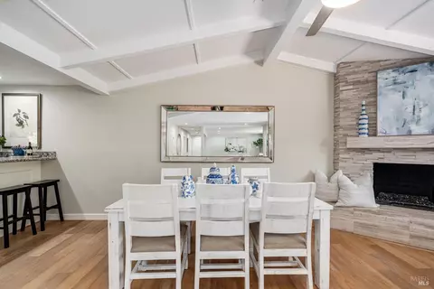 Dining - 1705 Adele St, Calistoga, CA 94515 photo 2 of 4