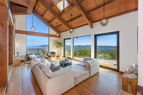 Living - 409 Summit Dr, Corte Madera, CA 94925 photo 4 of 8