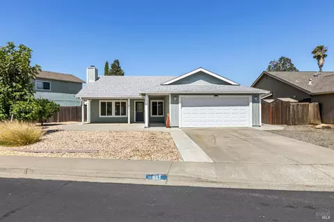 833 Saddle Horn Trl, Vacaville, CA 95687