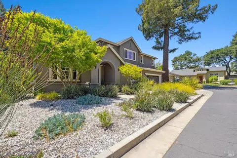 2108 W Lincoln Ave, Napa, CA 94558