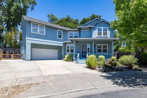 520 Morgan Woods Ct, Windsor, CA 95492