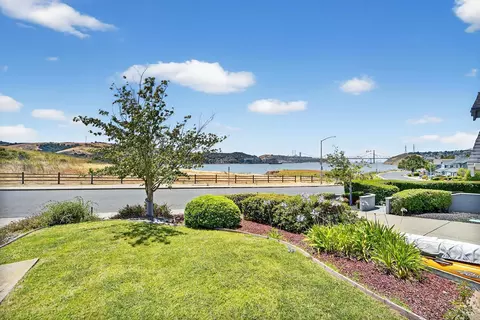 Exterior - 908 S Regatta Dr, Vallejo, CA 94591 photo 2 of 4