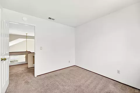 Bedroom - 908 S Regatta Dr, Vallejo, CA 94591 photo 3 of 7