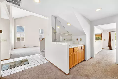Entry Way - 908 S Regatta Dr, Vallejo, CA 94591 photo 2 of 5