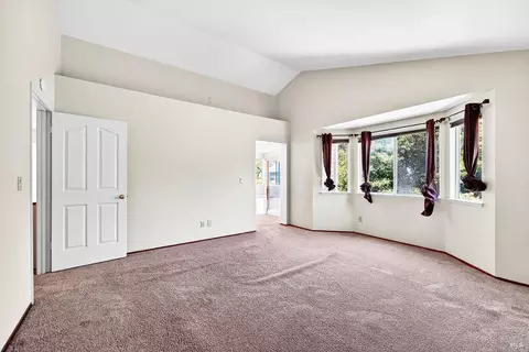 Bedroom - 908 S Regatta Dr, Vallejo, CA 94591 photo 6 of 7