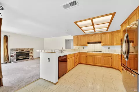Kitchen - 908 S Regatta Dr, Vallejo, CA 94591 photo 2 of 3