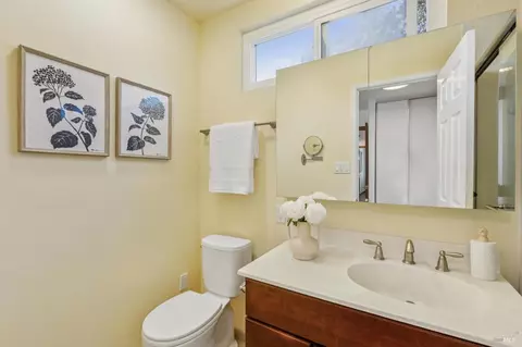 Bath - 85 Buckingham Dr, Moraga, CA 94556 photo 1 of 5