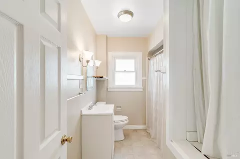 Bath - 615 Central Ave, Vallejo, CA 94590 photo 1 of 4