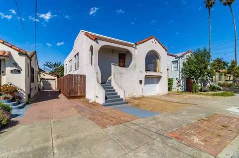 Exterior - 615 Central Ave, Vallejo, CA 94590 photo 4 of 13