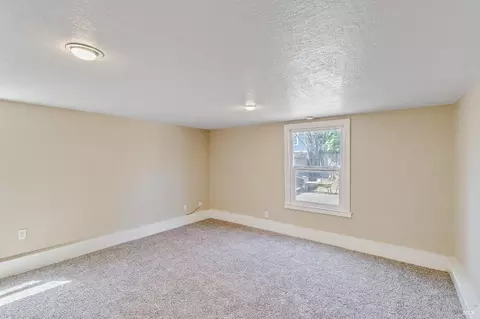 Living - 615 Central Ave, Vallejo, CA 94590 photo 4 of 4