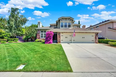 Exterior - 3242 Banff Dr, Fairfield, CA 94534 photo 5 of 23