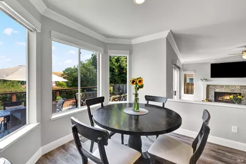 Dining - 3242 Banff Dr, Fairfield, CA 94534 photo 6 of 7