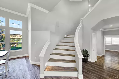Entry Way - 3242 Banff Dr, Fairfield, CA 94534 photo 4 of 6