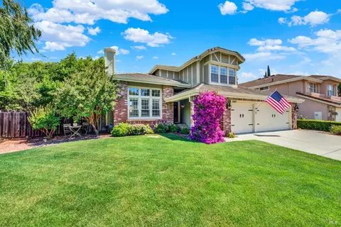 3242 Banff Dr, Fairfield, CA 94534