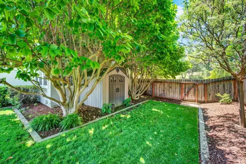 Exterior - 3242 Banff Dr, Fairfield, CA 94534 photo 21 of 23