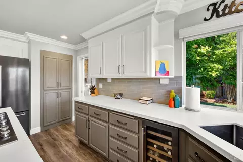 Kitchen - 3242 Banff Dr, Fairfield, CA 94534 photo 4 of 10