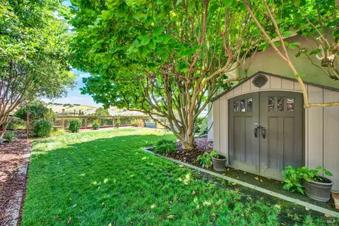 Exterior - 3242 Banff Dr, Fairfield, CA 94534 photo 22 of 23