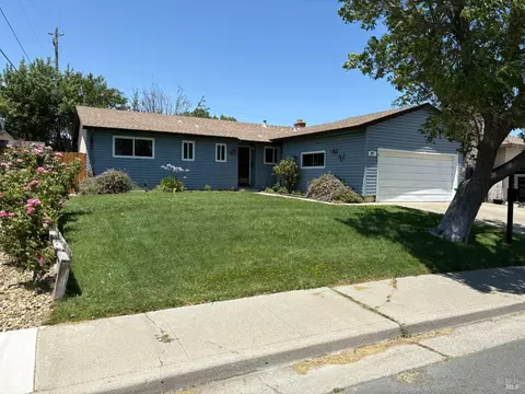 90 Yosemite Dr, Rio Vista, CA 94571