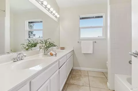 Bath - 8350 Dorfman Dr, Cotati, CA 94931 photo 6 of 8