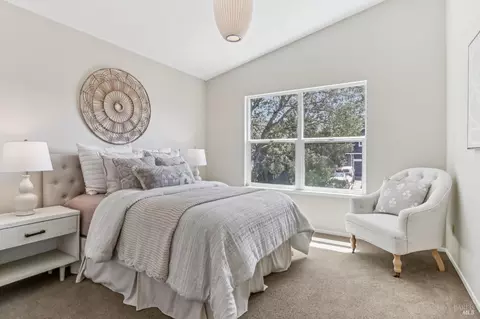 Bedroom - 8350 Dorfman Dr, Cotati, CA 94931 photo 6 of 6