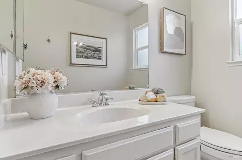 Bath - 8350 Dorfman Dr, Cotati, CA 94931 photo 2 of 8
