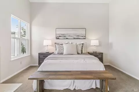 Bedroom - 8350 Dorfman Dr, Cotati, CA 94931 photo 3 of 6