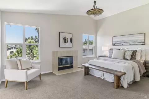 Bedroom - 8350 Dorfman Dr, Cotati, CA 94931 photo 2 of 6